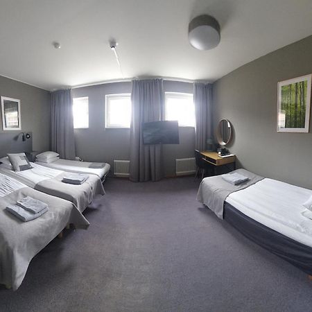 Hotel Bishops Arms Mora Luaran gambar