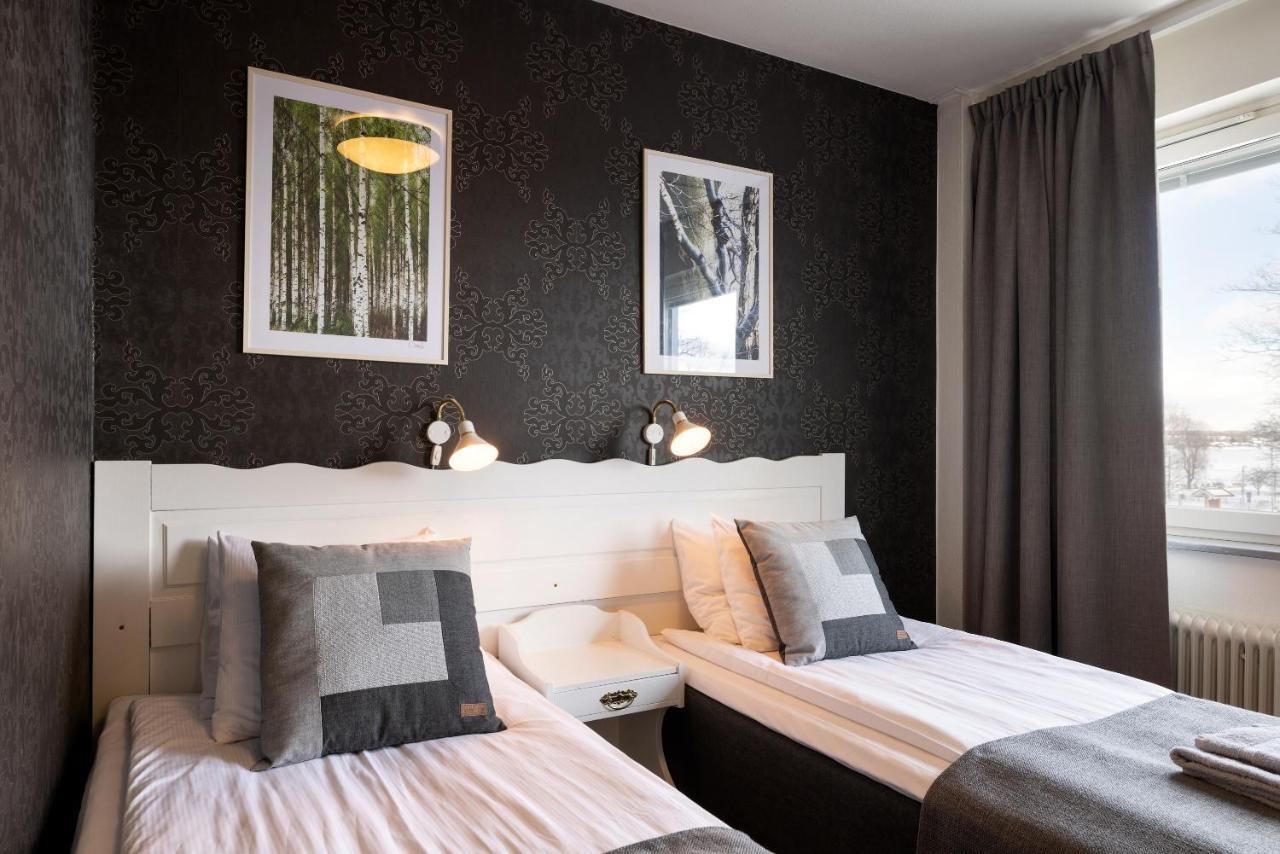 Hotel Bishops Arms Mora Luaran gambar
