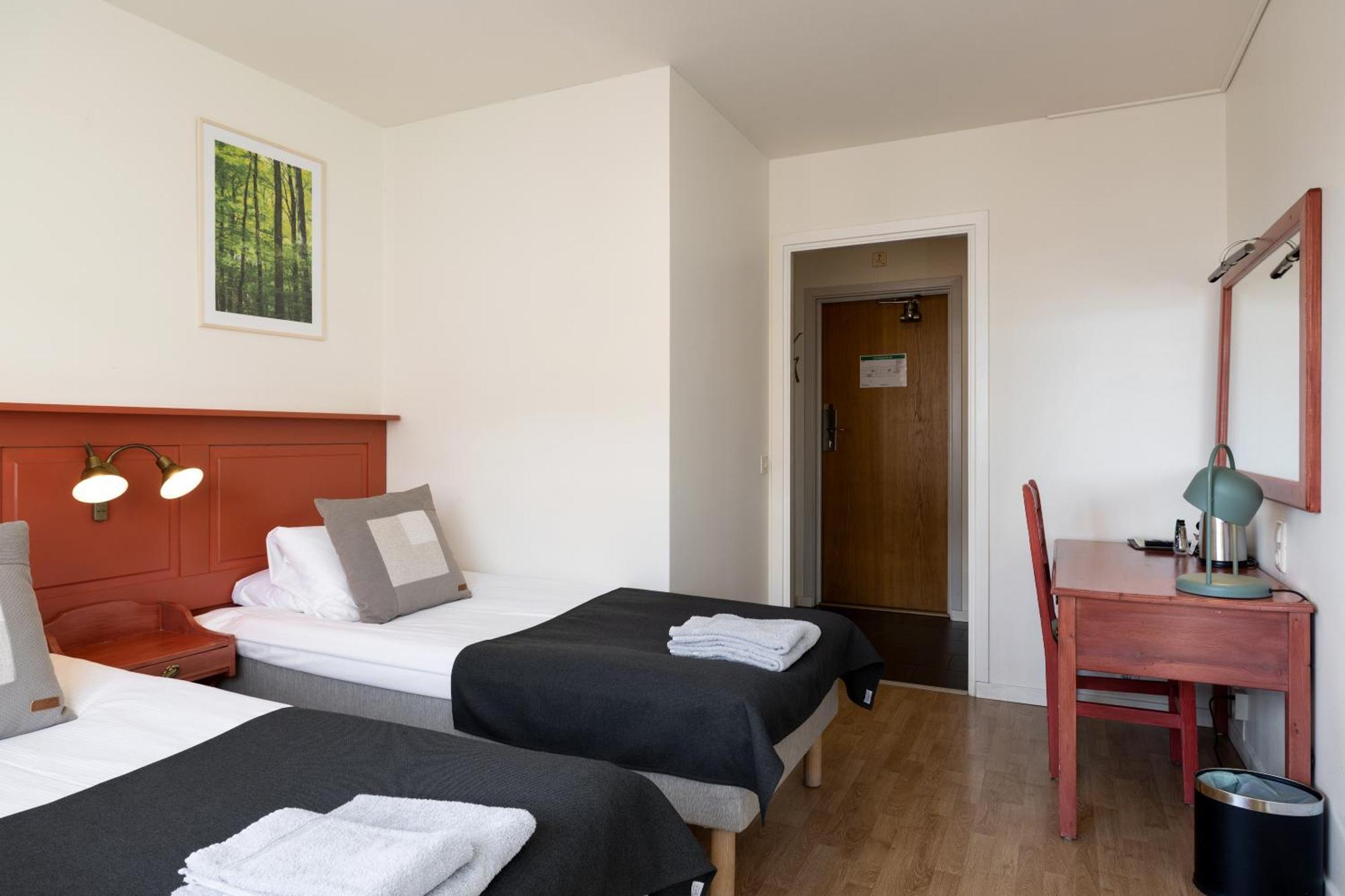 Hotel Bishops Arms Mora Bilik gambar
